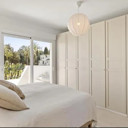 Feriehus Se8 - Stylish Townhouse With Rooftop Terrace *