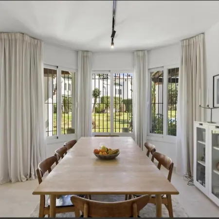 Se8 - Stylish Townhouse With Rooftop Terrace Prázdninový dům Marbella