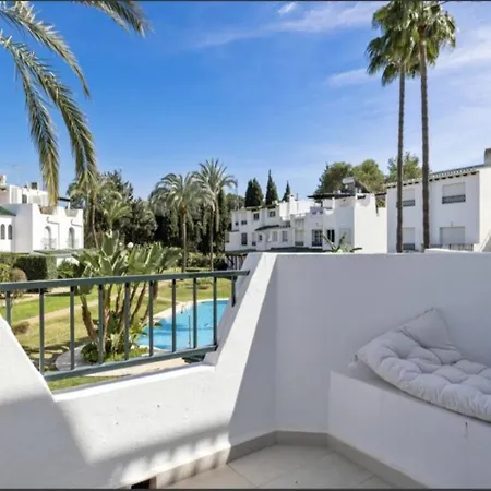 Se8 - Stylish Townhouse With Rooftop Terrace *