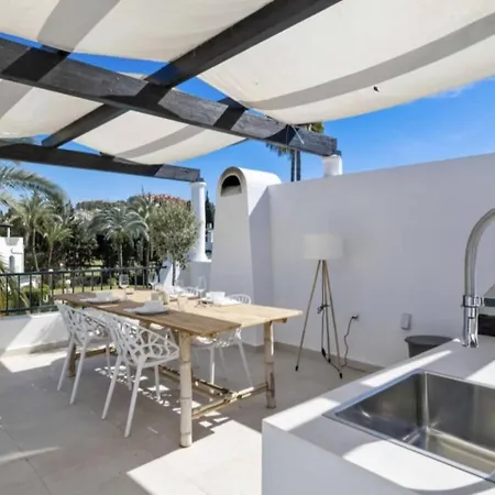 Se8 - Stylish Townhouse With Rooftop Terrace Prázdninový dům Marbella