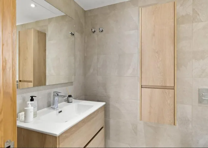Se8 - Stylish Townhouse With Rooftop Terrace