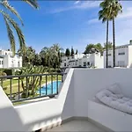 Se8 - Stylish Townhouse With Rooftop Terrace